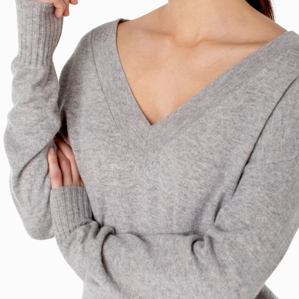 Serra Gray Cashmere/Wool V Neck Sweater L